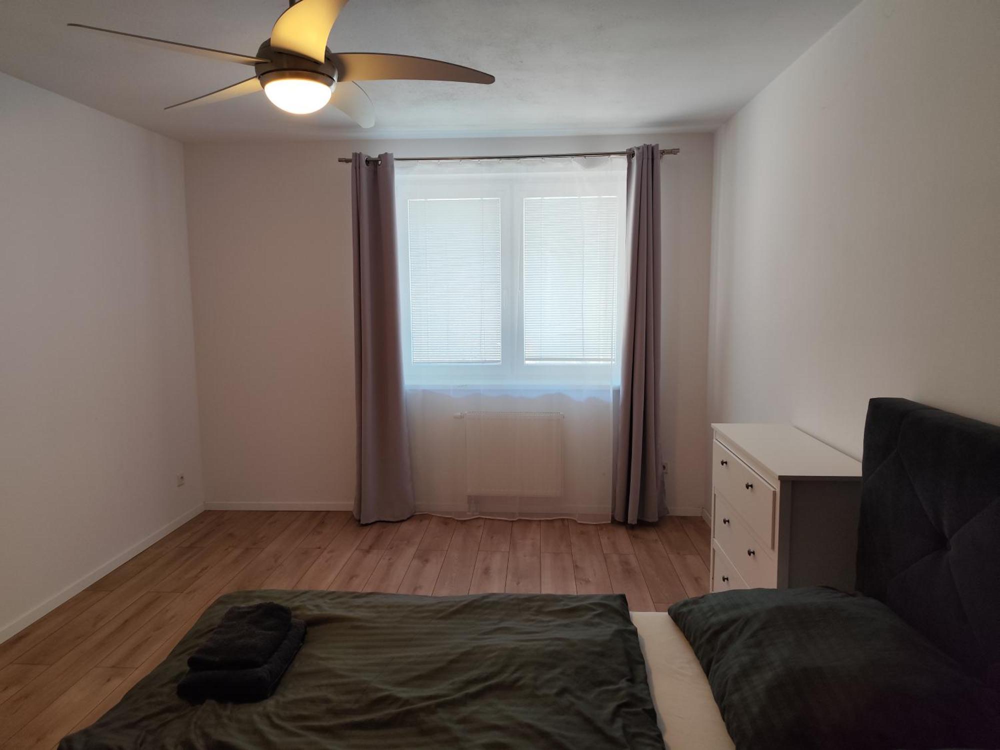 2 Room Apartment, Near Oc Galeria, Petrzalka Братислава Экстерьер фото