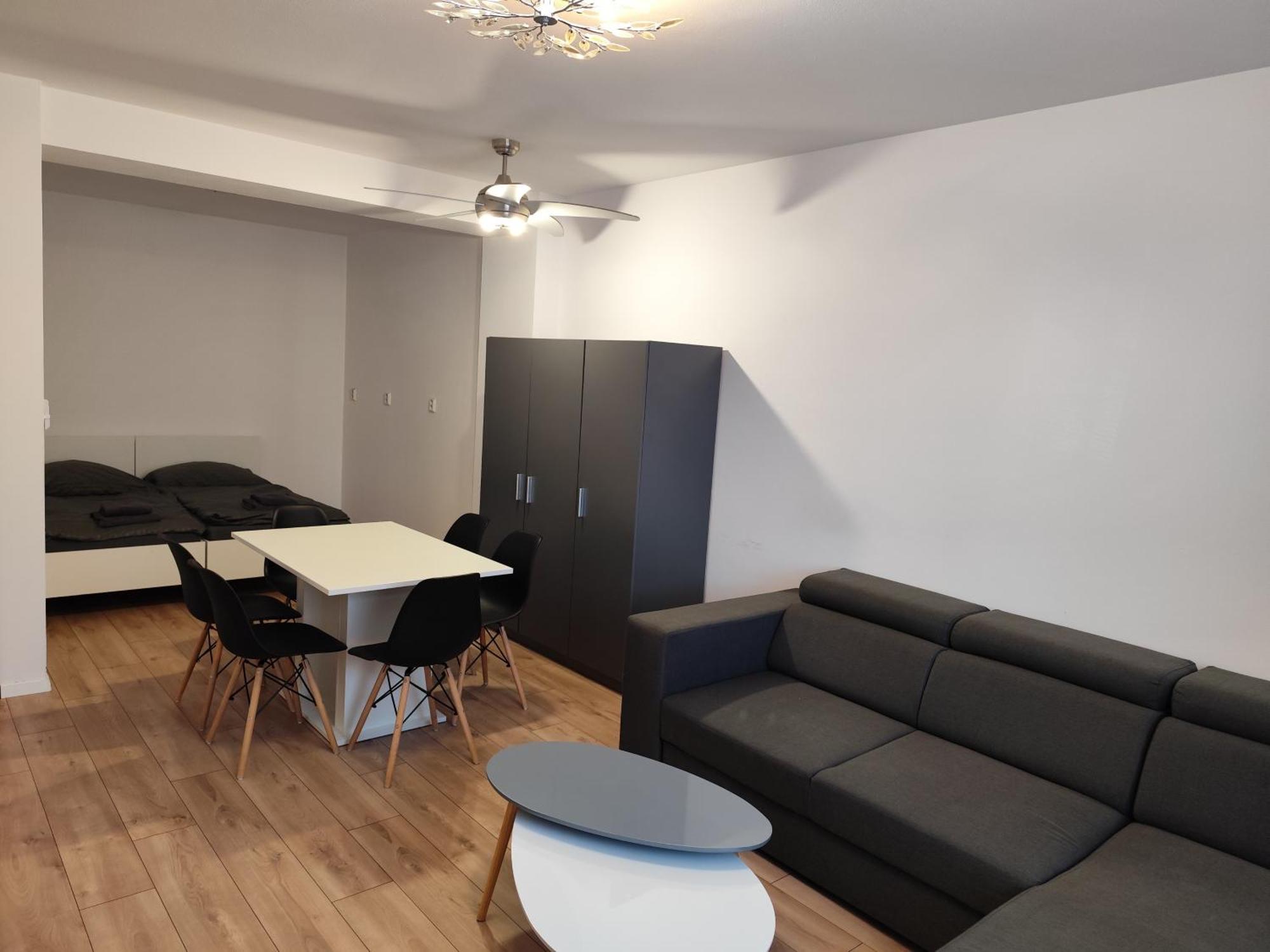 2 Room Apartment, Near Oc Galeria, Petrzalka Братислава Экстерьер фото